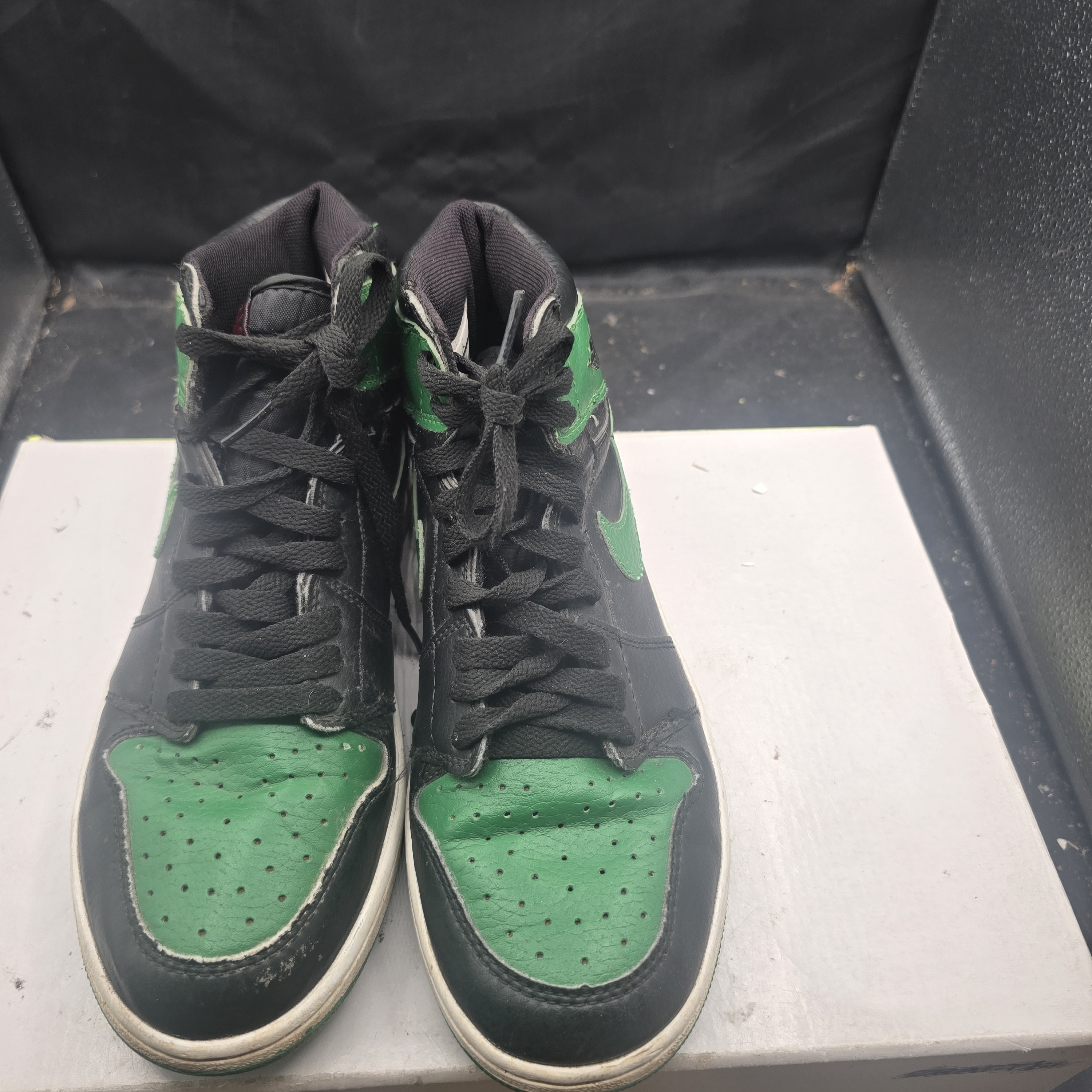 Nike Women's Black And Green Athletic Shoes